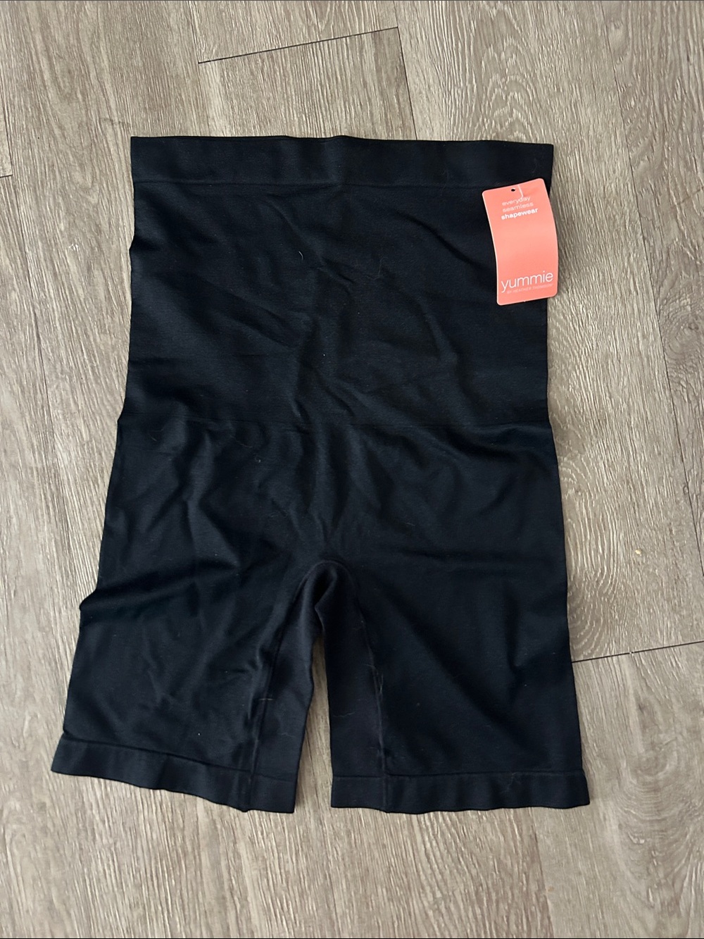 Yummie Shapewear Shorts M/L